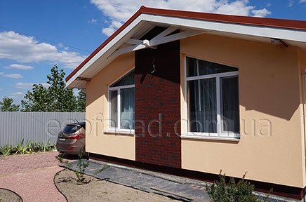 Оздоблення стін гнучкою цеглою